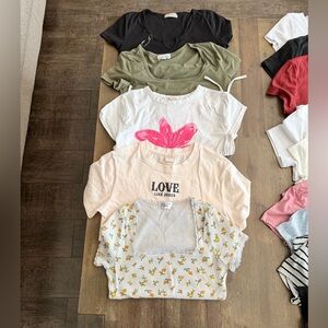 Junior tops lot (19)